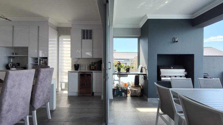 4 Bedroom Property for Sale in Pinnacle Point Golf Estate Western Cape